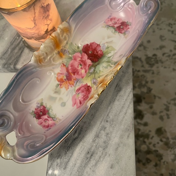 Vintage beautiful 1940s dish 12 long by five wide - Picture 10 of 13